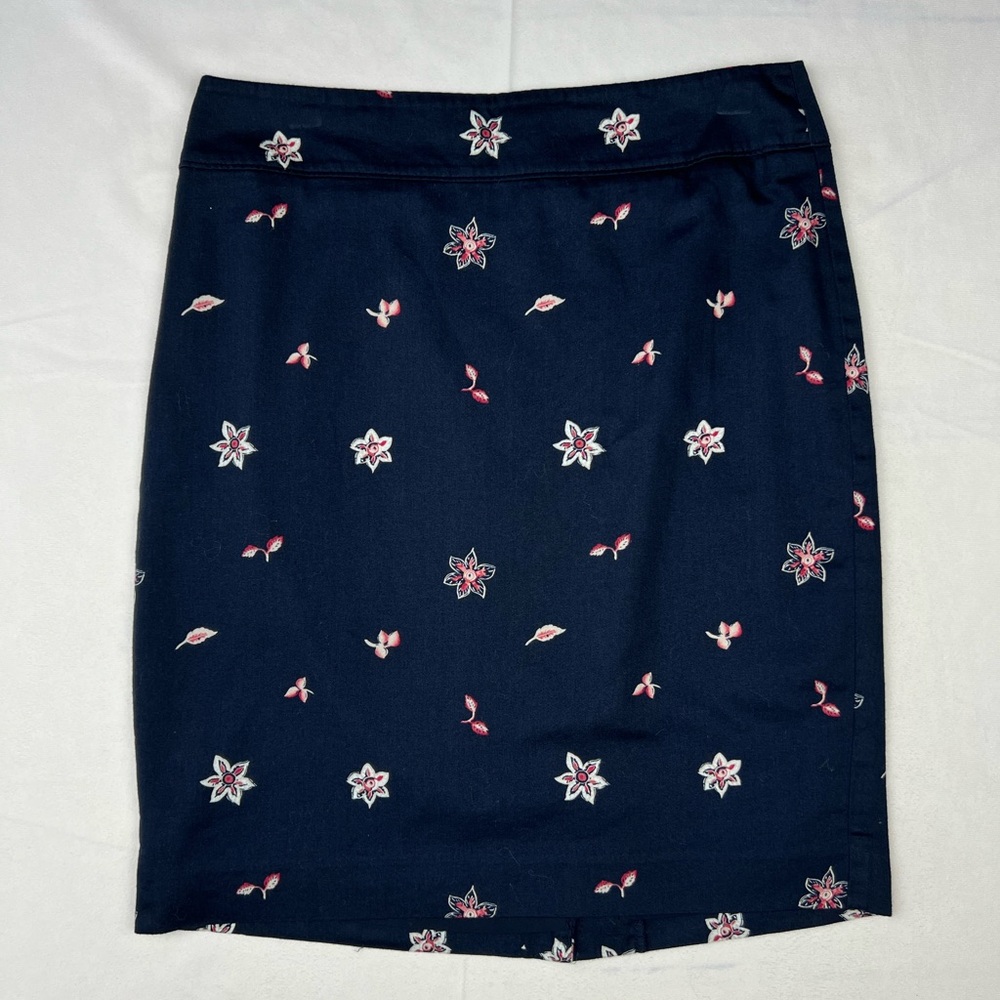 LOFT Outlet Size 2 Navy Floral Pencil Skirt Lined Back Zip